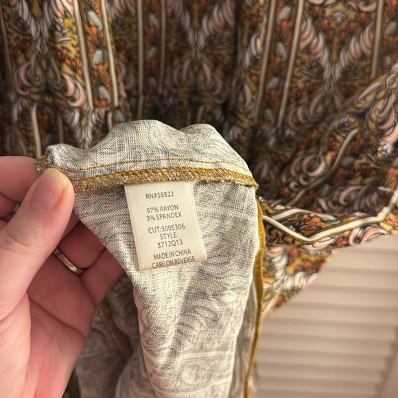 Max Studio London XL Boho Sheek Skirt NWOT - Picture 4 of 5